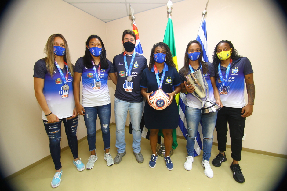 cv__0469_claudio_vieira.jpg