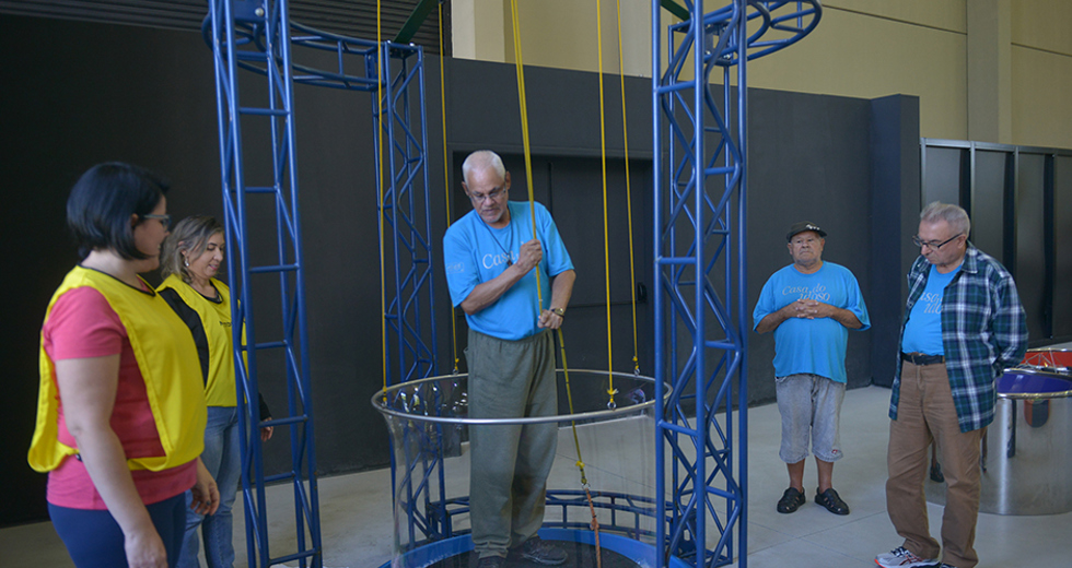 visita-casa-do-idoso-ao-museu-interativo-de-ciencias-20-05-2019-lucas-cabral-06.jpg