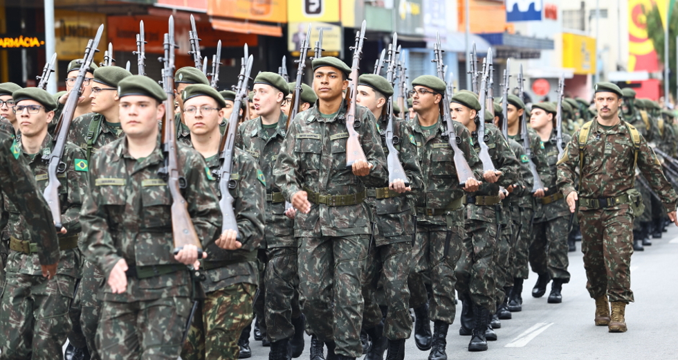 7 de Setembro Dia da Independência - Desfile cívico-militar na Rua 15 de Novembro. Foto: Claudio Vieira/PMSJC 07-09-2025 