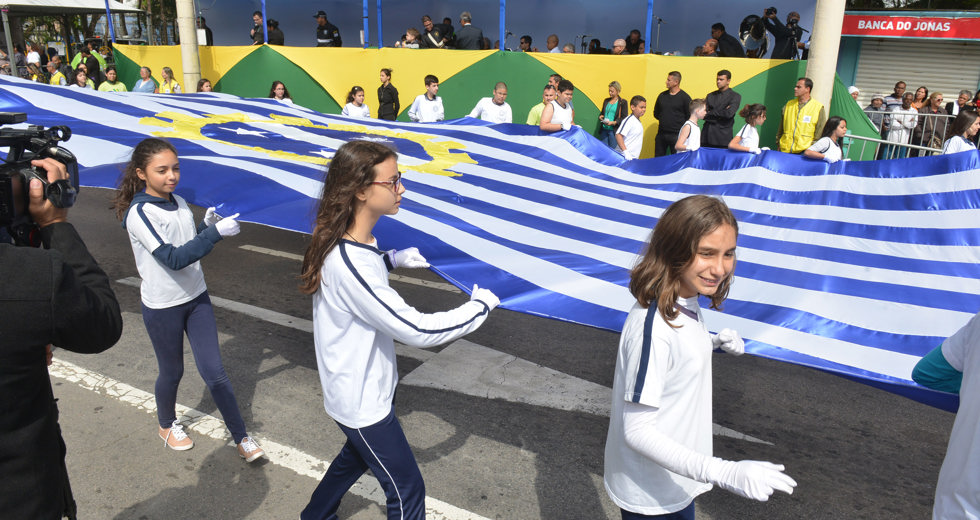 desfile-civico-11.jpg