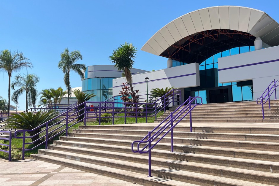 Foto: Divulgação foto-fachada-roxa-5.jpeg