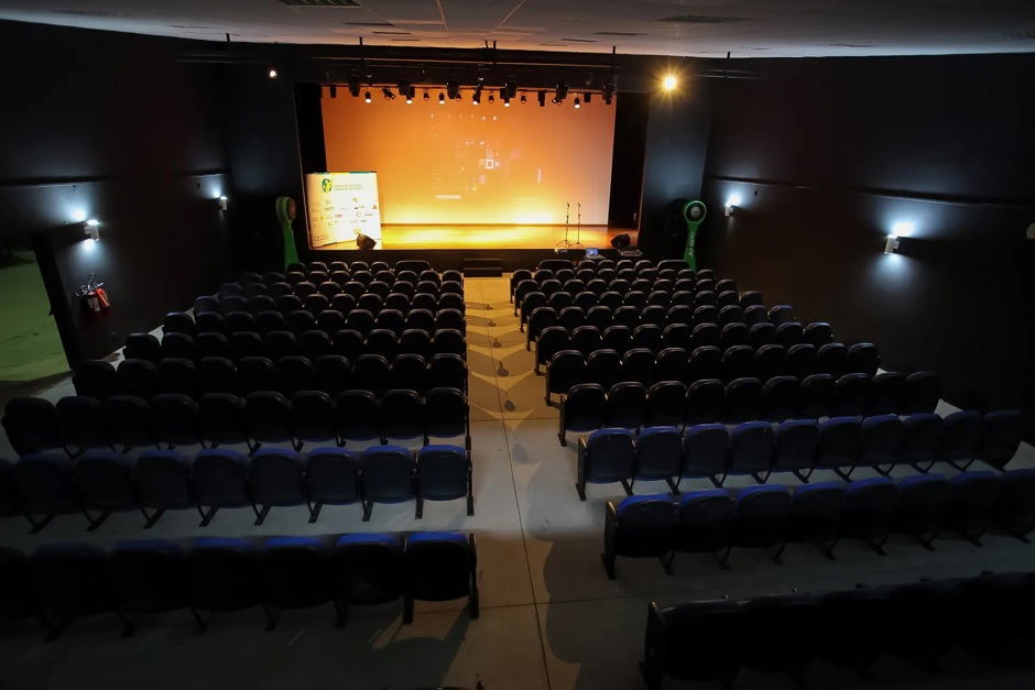 teatro-dailor-varela-paullo-1.jpg
