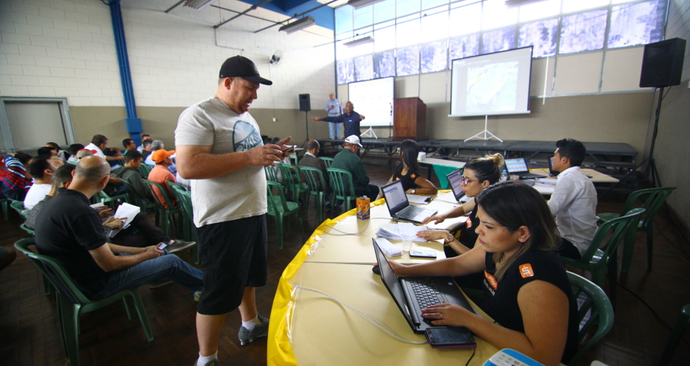 cv__2568-claudio_vieira.jpg