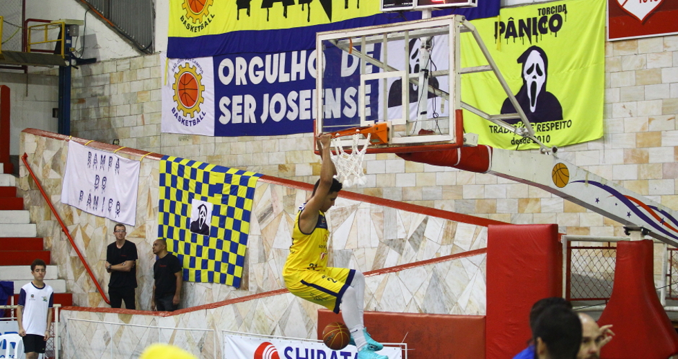 cv__1330-claudio_vieira.jpg