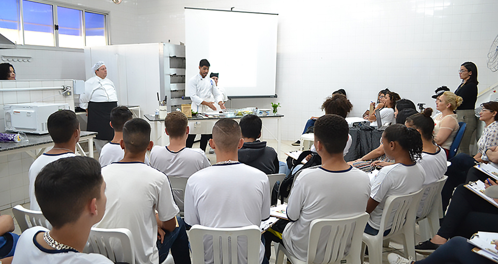 palestra-fundhas-chef-kadu-giacomini-30-09-2019-lucas-cabral-23.jpg