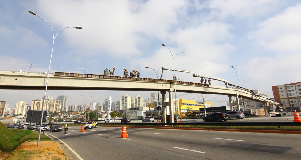 cv__7898_claudio_vieira.jpg