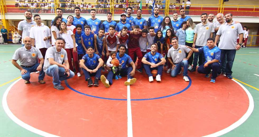 cv__4556_claudio_vieira.jpg