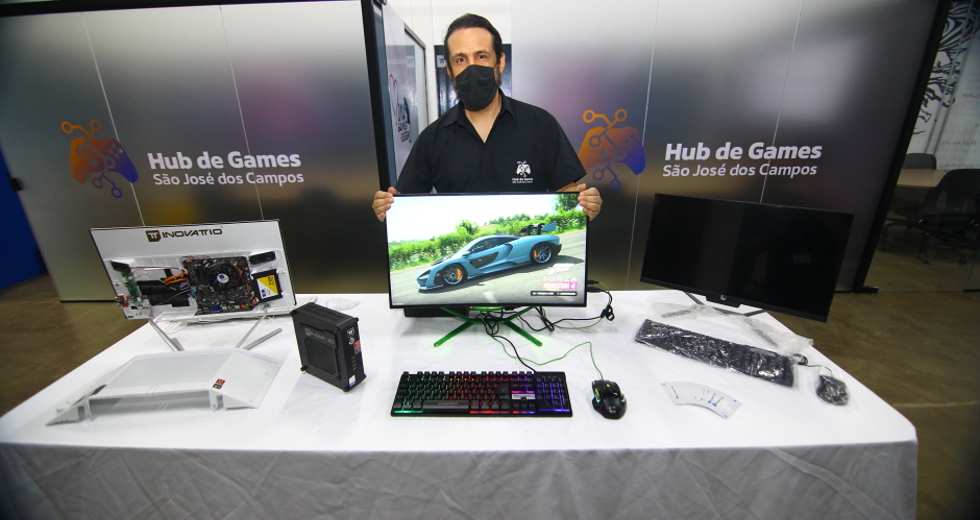 cv__7178_claudio_vieira.jpg