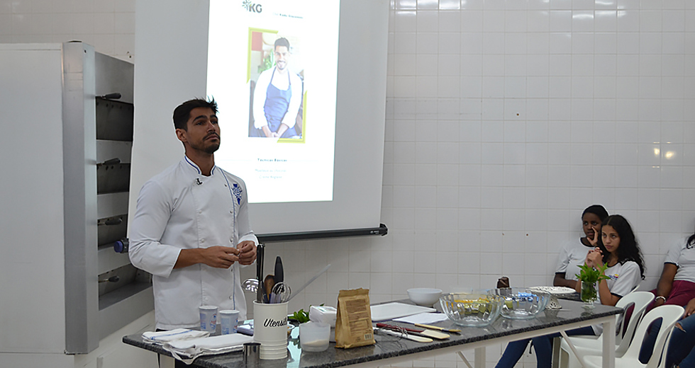 palestra-fundhas-chef-kadu-giacomini-30-09-2019-lucas-cabral-05.jpg