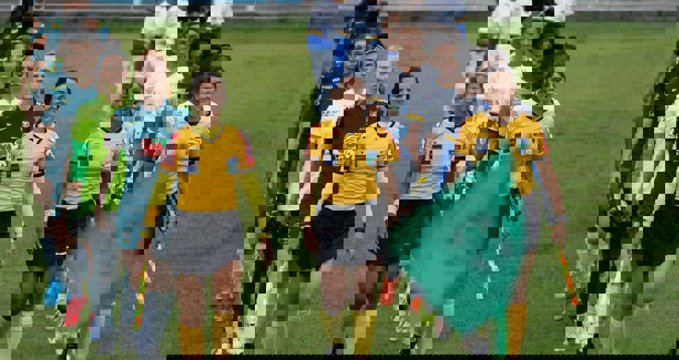 fut-fem-sj-x-brasil-17-foto-cbf-3.jpg