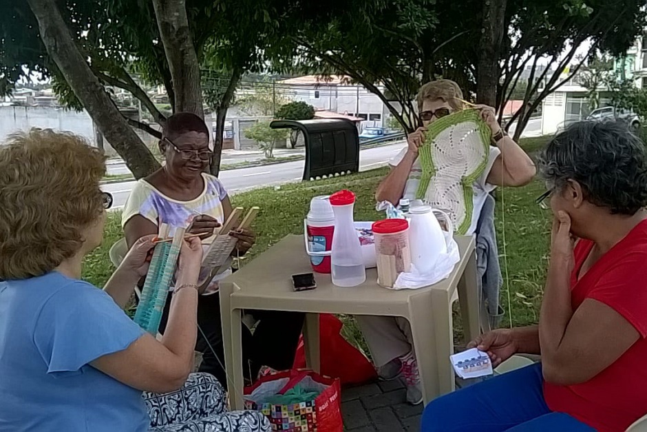 Foto: Divulgação bordadeiras-prefeitura.jpg