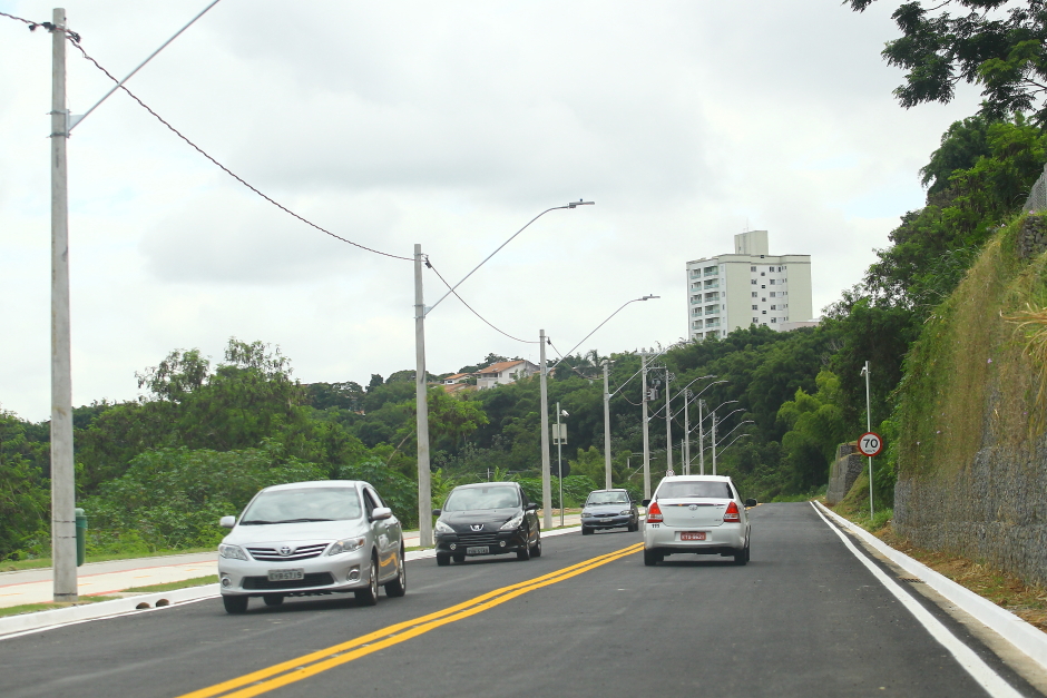 Entrega da Via Oeste