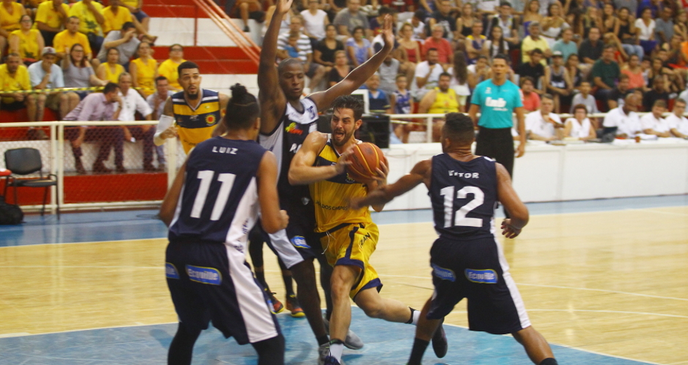 basquete-06-claudio_vieira.jpg