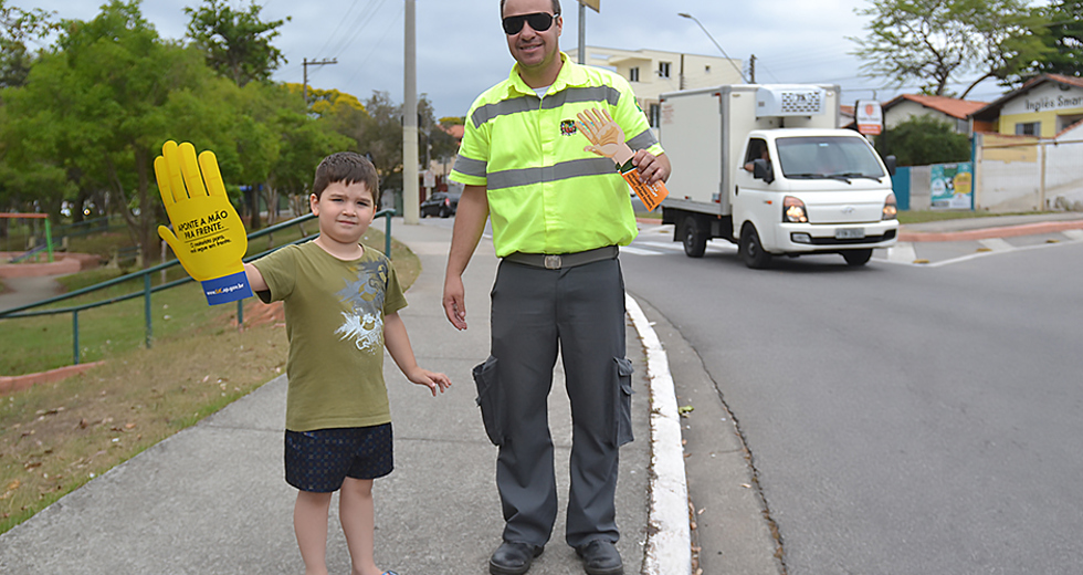 campanha-sinal-de-gentileza-avenida-salinas-23-10-2019-lucas-cabral-10.jpg