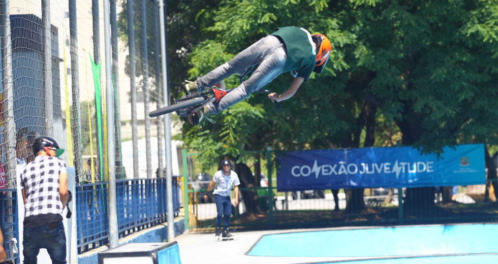 cv__2398-claudio_vieira.jpg