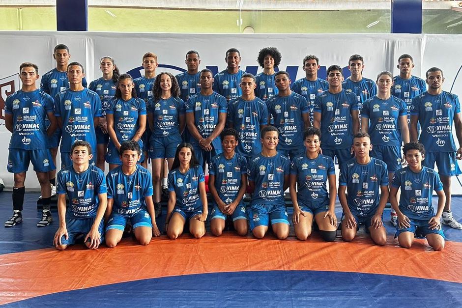 wrestling-ac-2.jpg