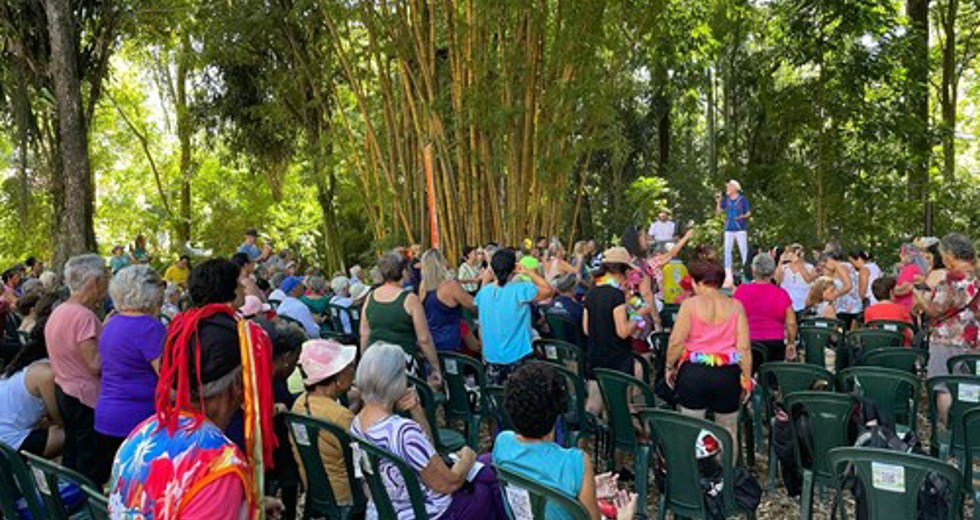 Grito de Carnaval dos frequentadores das Casas do Idoso no Parque Vicentina Aranha