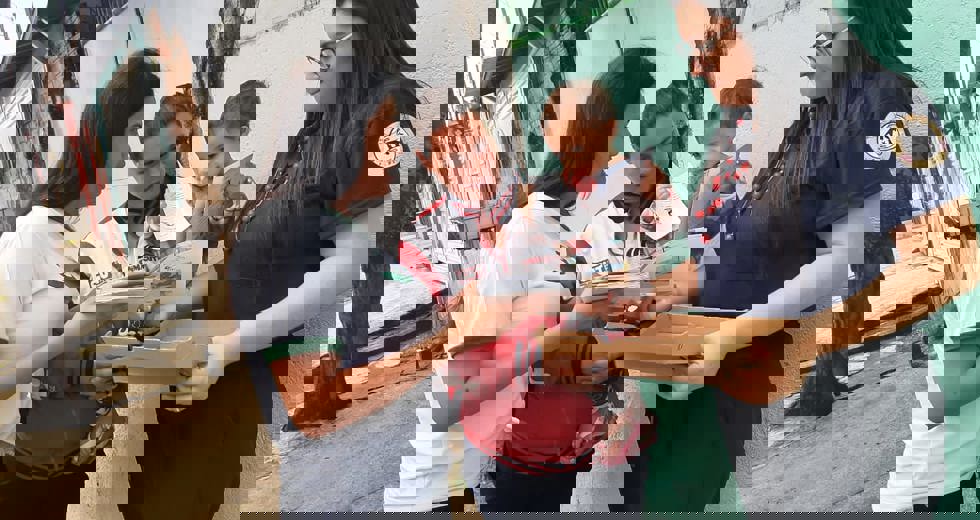 criancafeliz53.jpeg