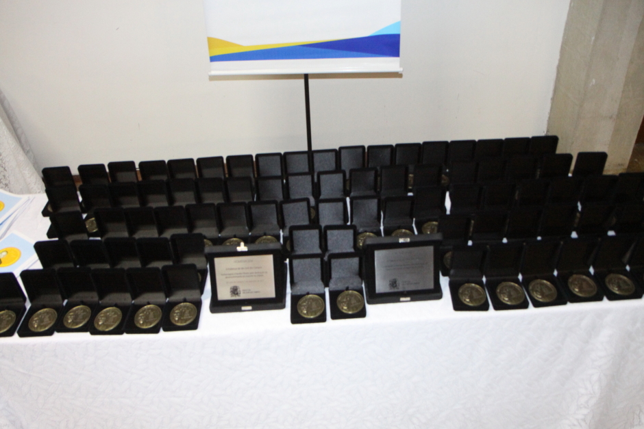 36_edic-a-o_medalha_jose-_friggi31beto_faria.jpg
