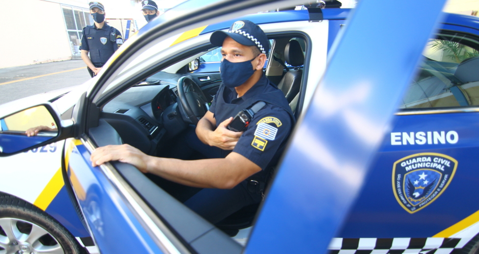 cv__0563_claudio_vieira.jpg