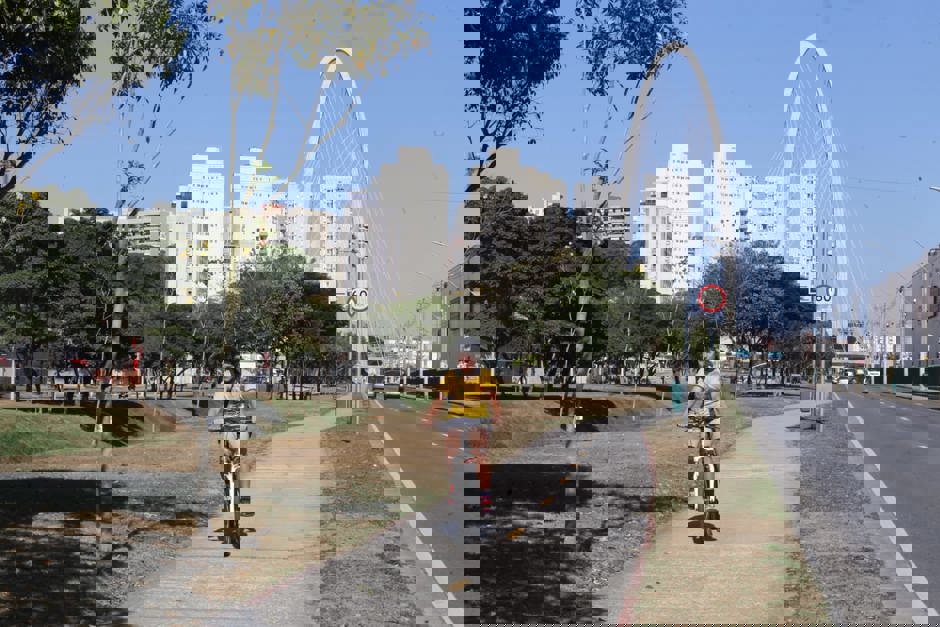 6e776218-3f18-4f6b-a9a2-740e8abcdf47.jpg