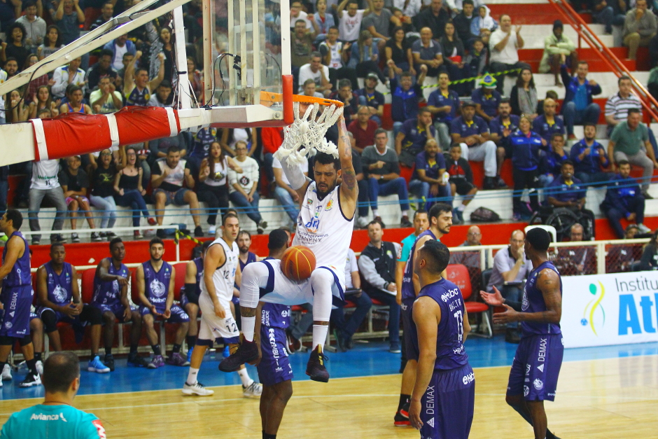 cv__4406-claudio_vieira.jpg