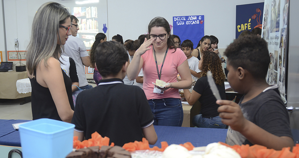 cafe-com-libras-emef-maria-aparecida-dos-santos-18-09-2019-lucas-cabral-08.jpg