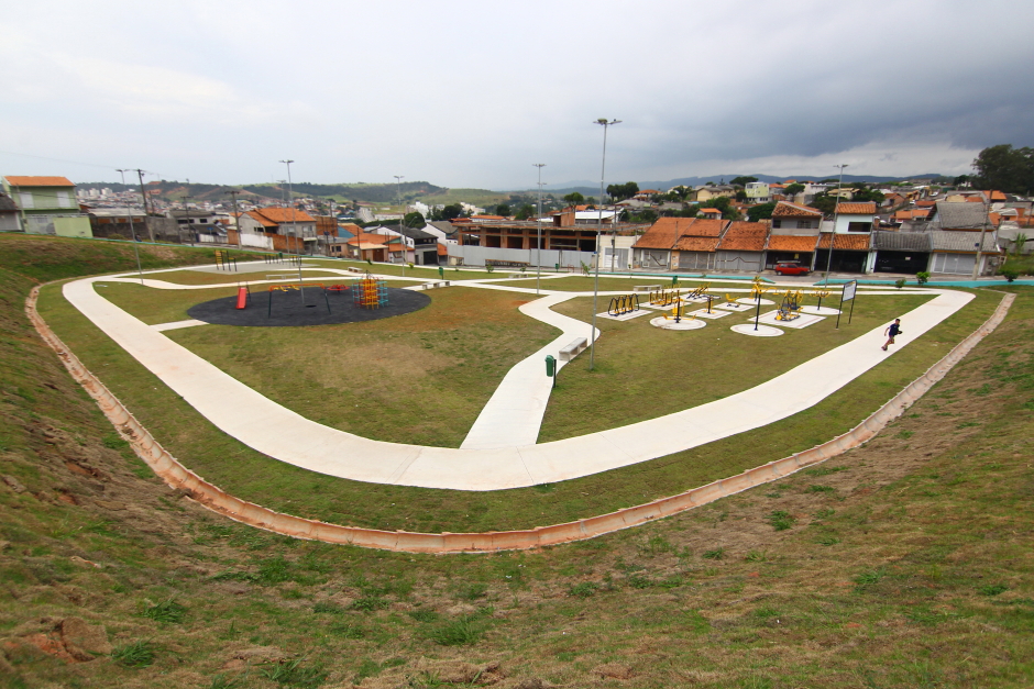cv__0928_claudio_vieira.jpg