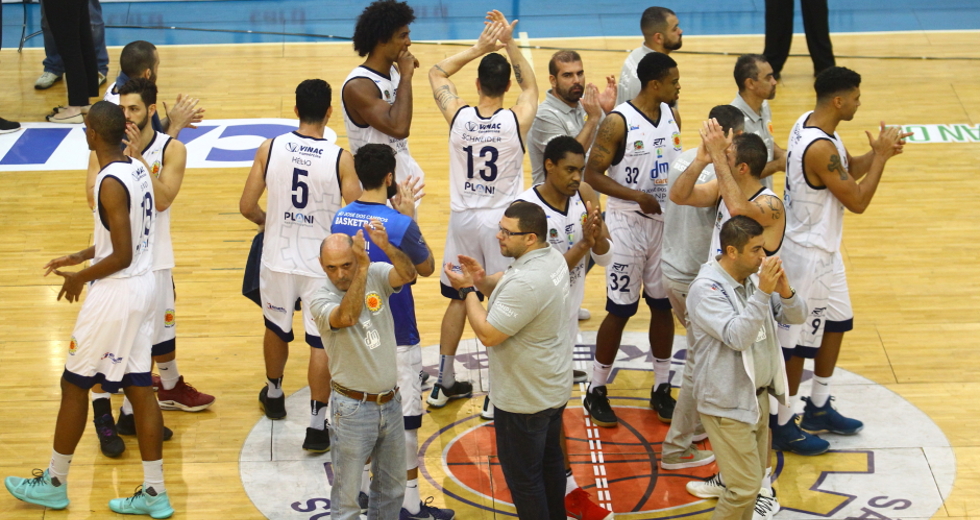 cv__4484-claudio_vieira.jpg