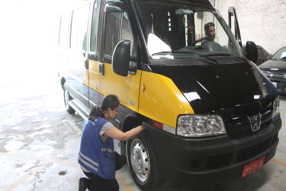 vistoria_transporte_escolares_07beto_faria.jpg