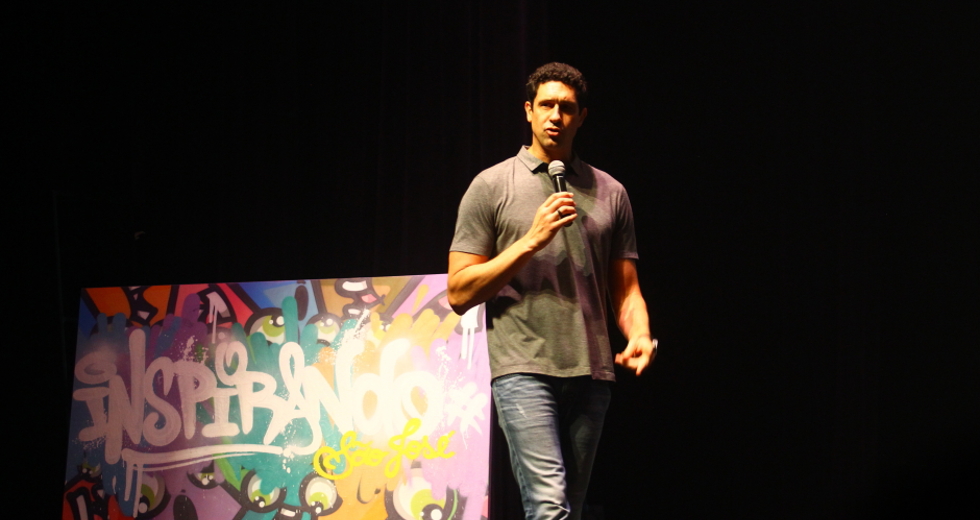 cv__7144_claudio_vieira.jpg