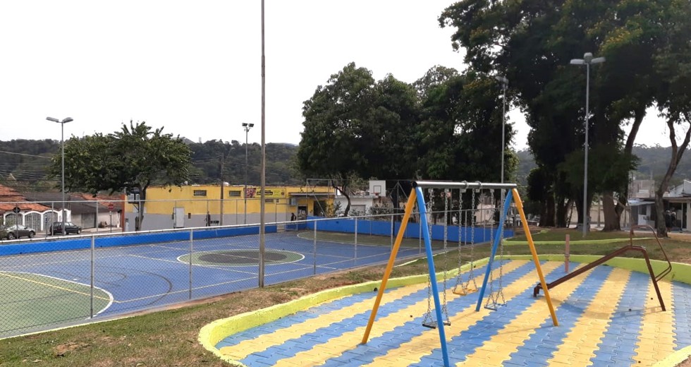 Praça Enoques da Silva no Jardim da Granja