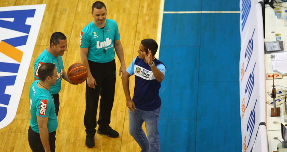cv__4226-claudio_vieira.jpg