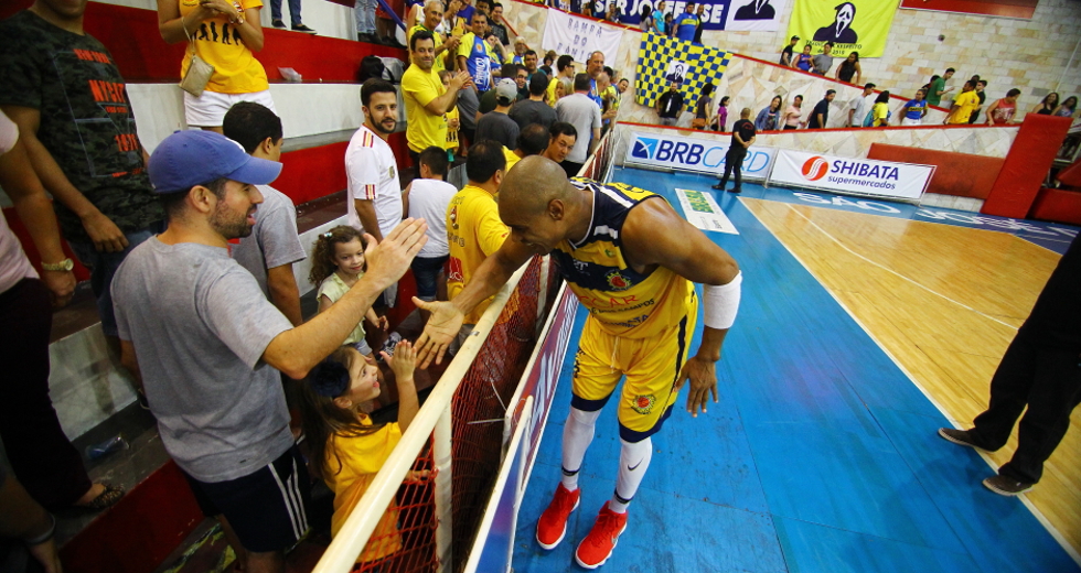 cv__1711-claudio_vieira.jpg
