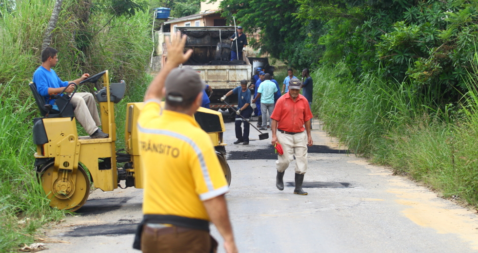 tapa_buraco_bairro_capuava-11-claudio_vieira.jpg