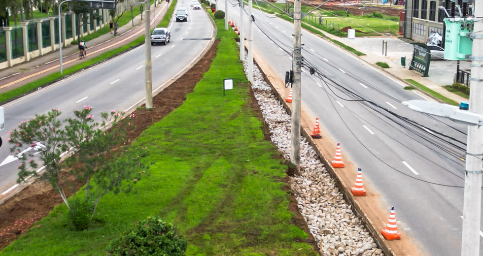obras-de-nova-rotatoria-na-avlineu-de-moura-16.jpg