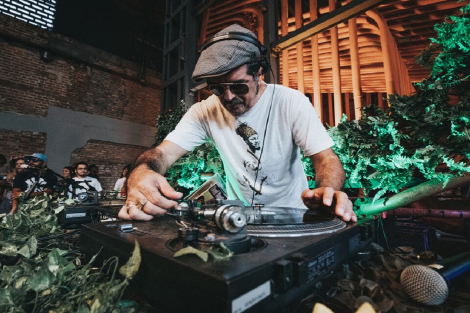 dj-hum.jpg