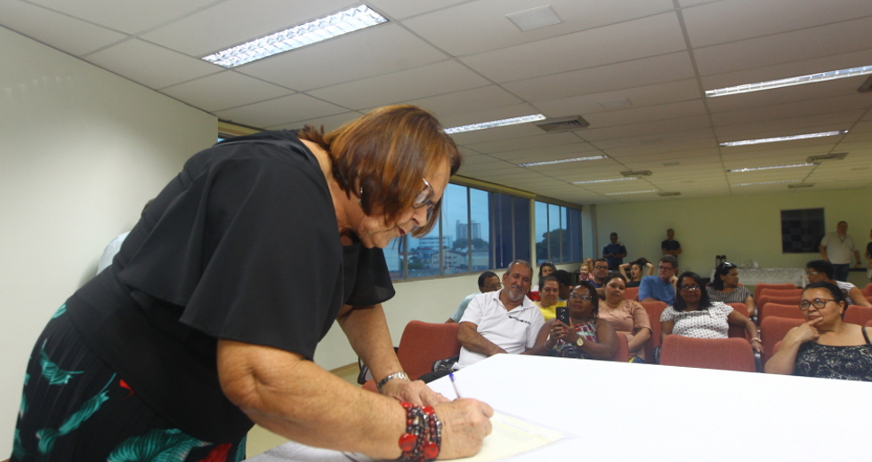 cv__8052_claudio_vieira.jpg
