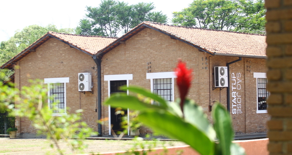 cv__3549_claudio_vieira.jpg