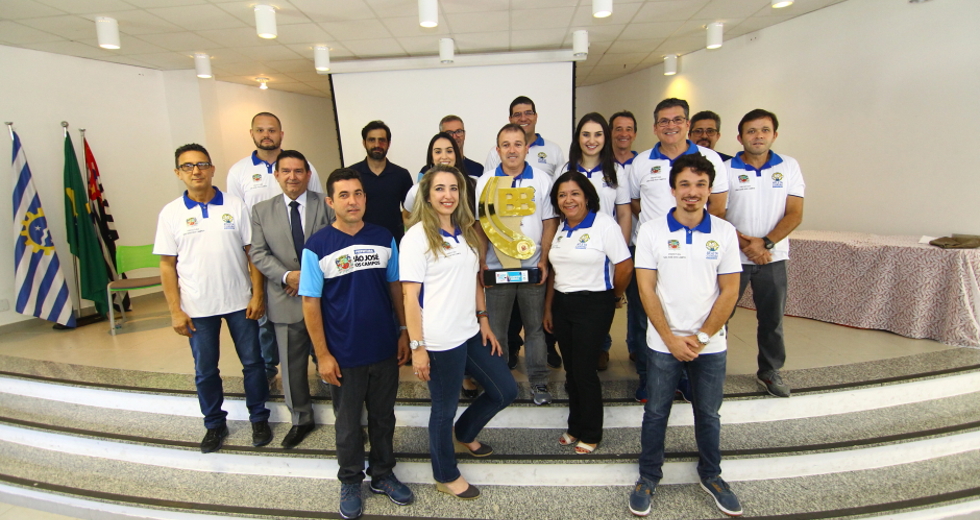 cv__7414-claudio_vieira.jpg