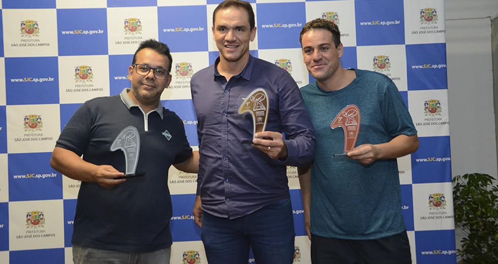 premiacao-circuito-intercentros-de-natacao-06-12-2019-lucas-cabral-80.jpg