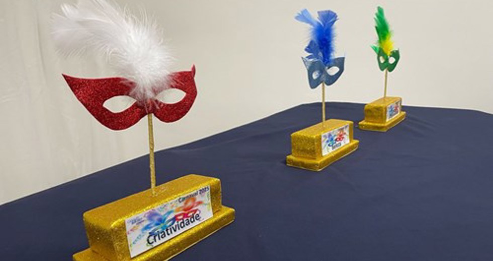 Concurso de fantasias de Carnaval na Casa do Idoso Centro
