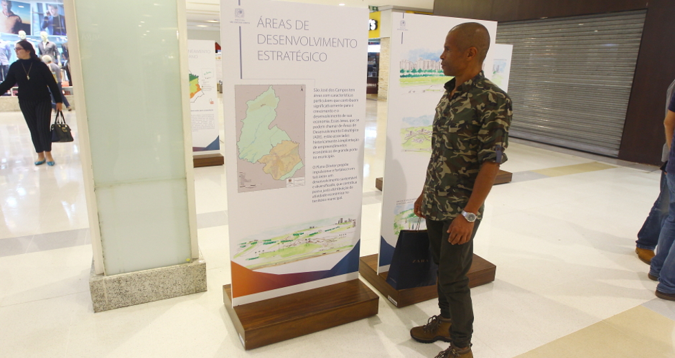 cv__3008-claudio_vieira.jpg