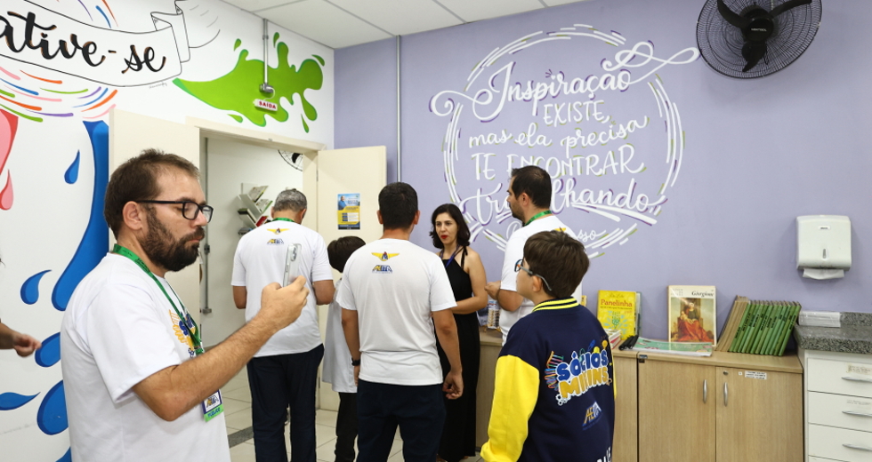 Projeto Sócios-Mirins visita o MIC. Foto: Claudio Vieira/PMSJC 05-11-2025 