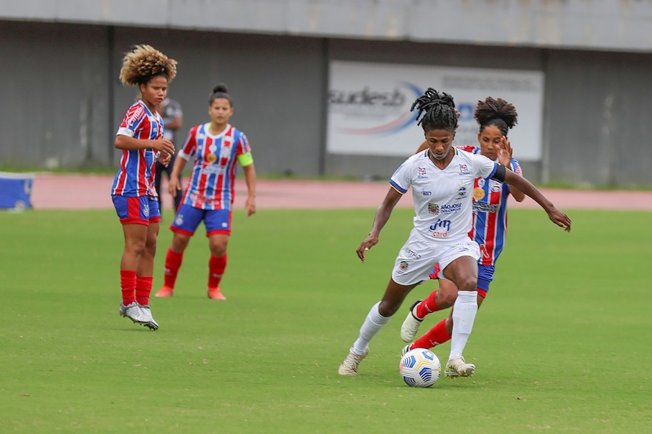 jogo-foi-disputado-na-tarde-deste-domingo-no-estadio-do-pituacu.jpeg