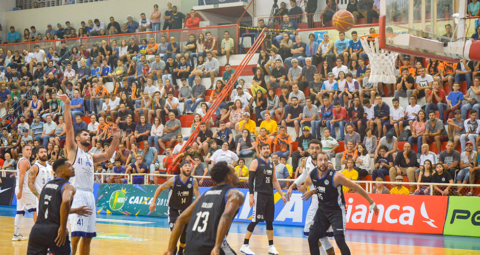 basquete-sao-jose-x-pinheiros-04-02-2019-lucas-cabral-05.jpg