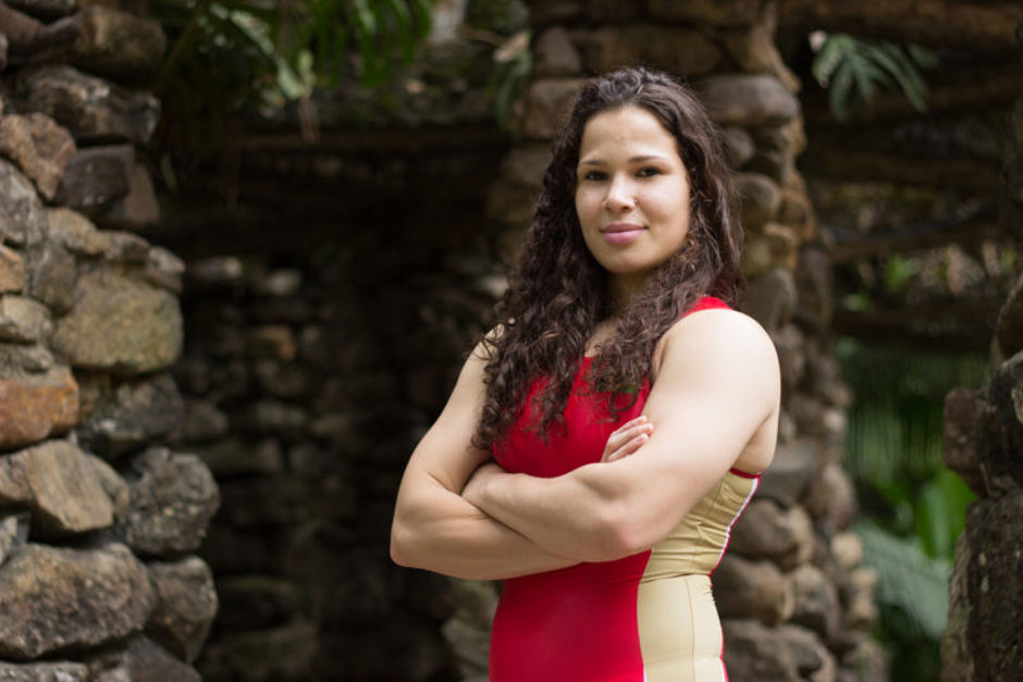 lais-nunes-wrestling.jpg
