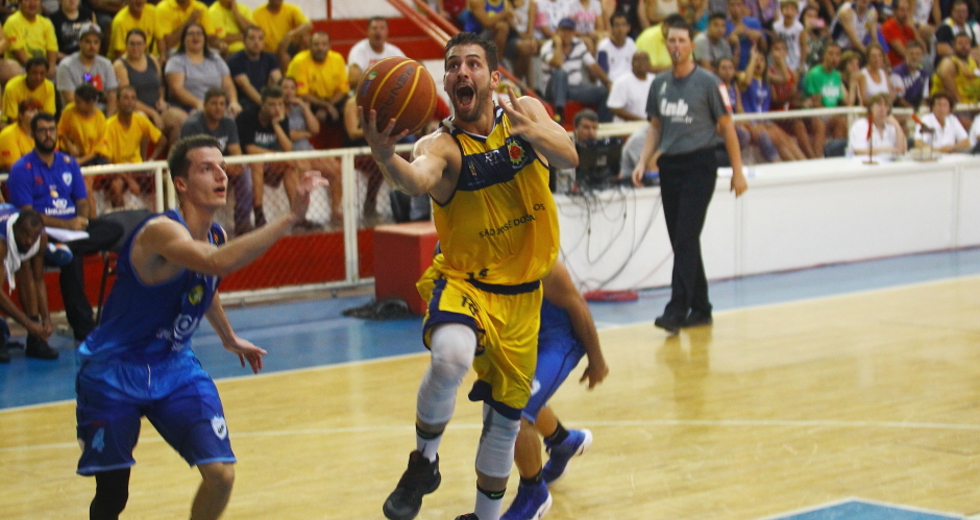 liga_ouro_basquete-45-claudio_vieira.jpg