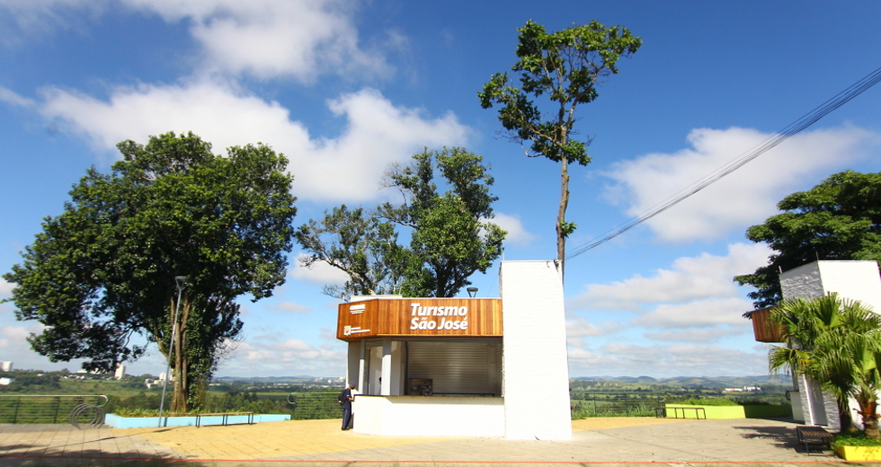 cv__7156_claudio_vieira.jpg