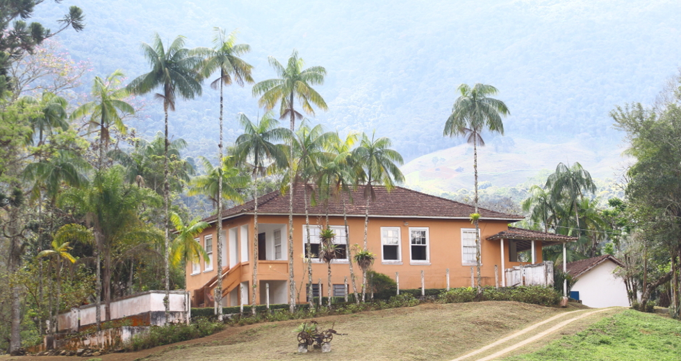 cv__3730-claudio_vieira.jpg
